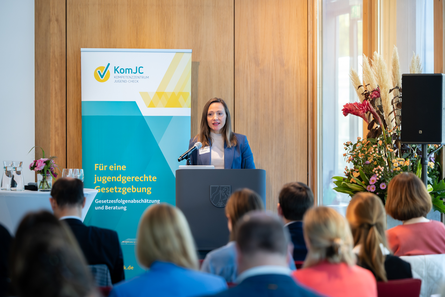 Jasmina Hostert am Rednerpult